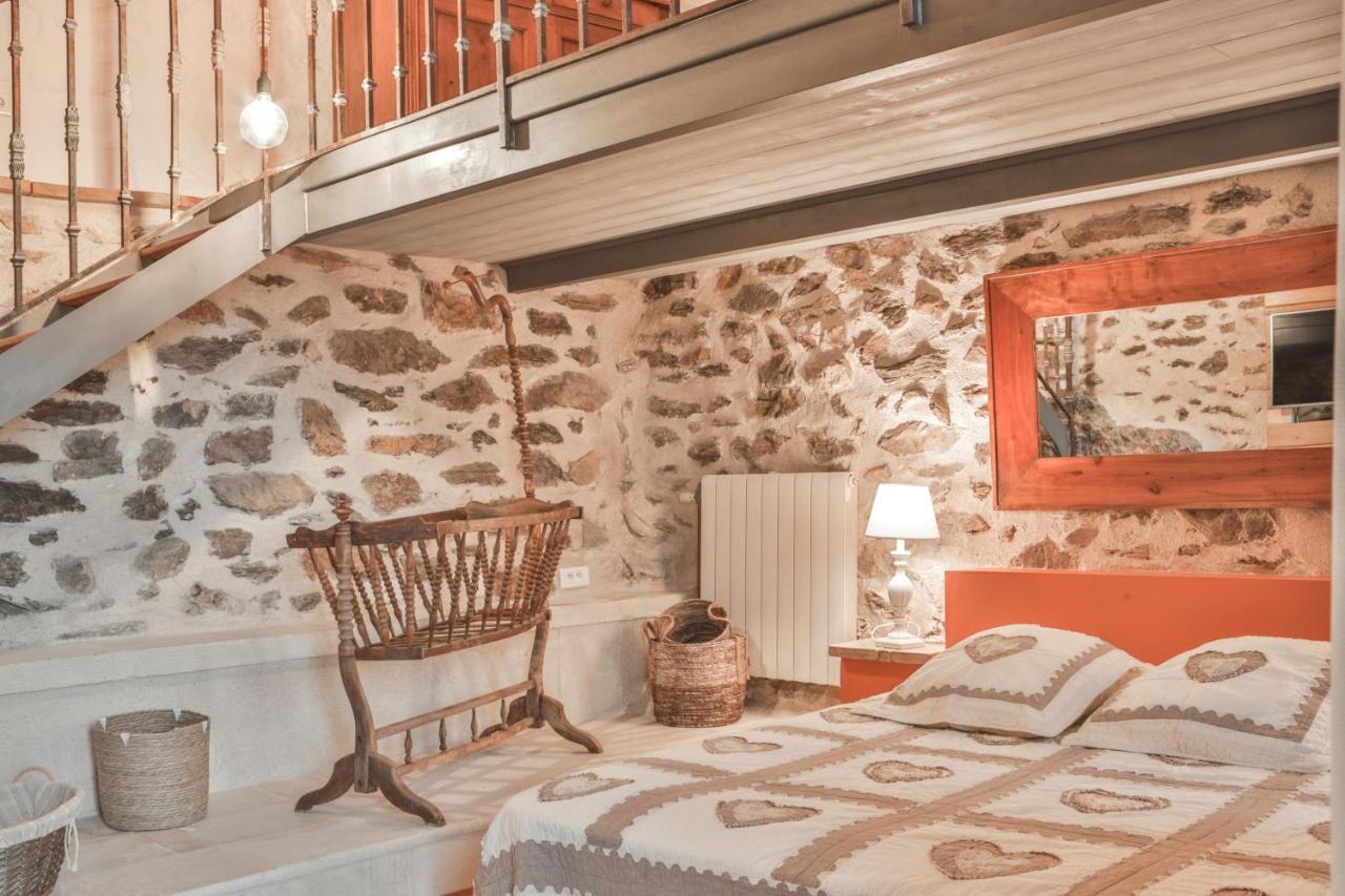 Maison D'Hotes Le Hameau De La Mure Saint-Laurent-du-Pape Ngoại thất bức ảnh