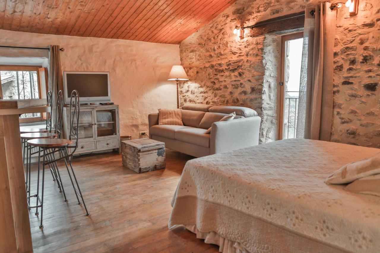 Maison D'Hotes Le Hameau De La Mure Saint-Laurent-du-Pape Ngoại thất bức ảnh