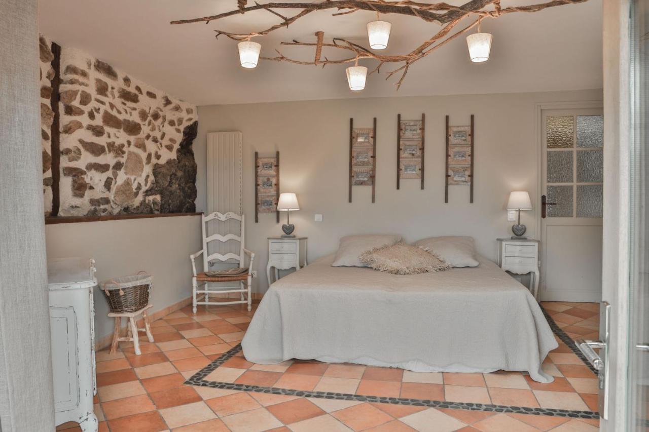 Maison D'Hotes Le Hameau De La Mure Saint-Laurent-du-Pape Ngoại thất bức ảnh